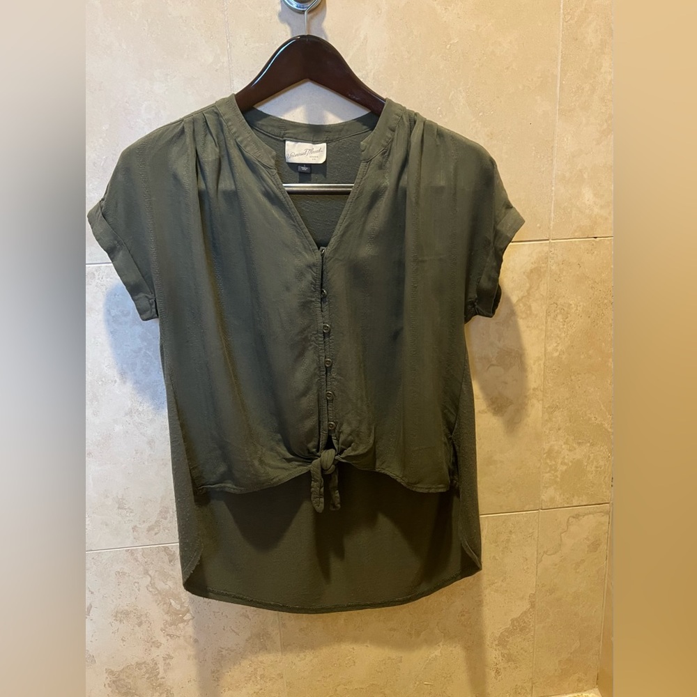 Olive Green Short Sleeve Button Up Front Tie High Low